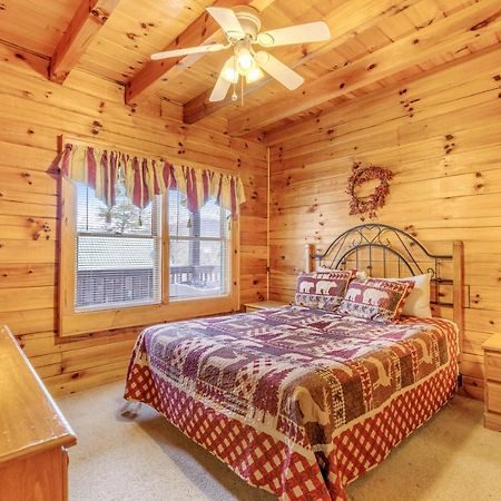 Papaw'S Bear Den Villa Pigeon Forge Exterior photo
