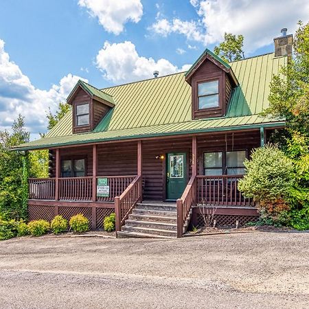 Papaw'S Bear Den Villa Pigeon Forge Exterior photo