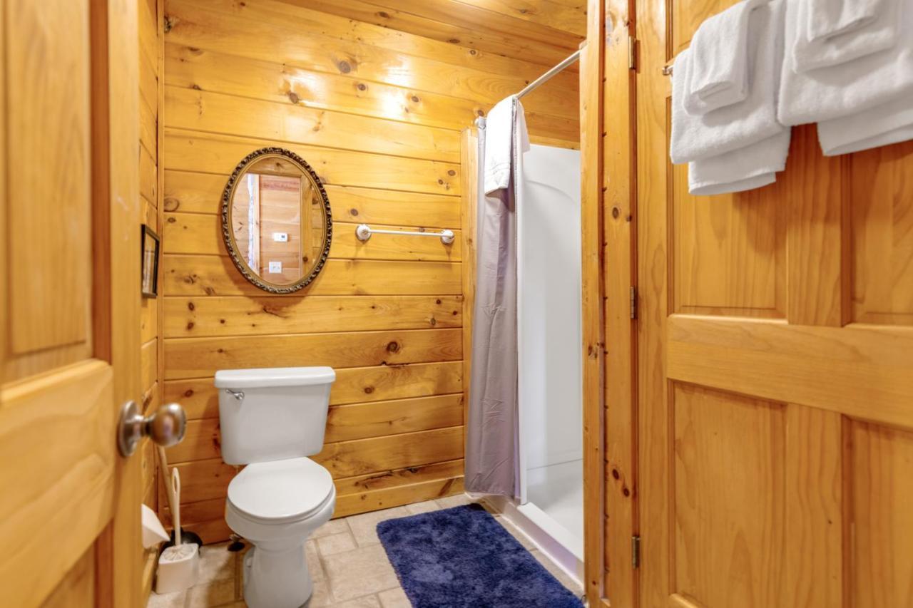 Papaw'S Bear Den Villa Pigeon Forge Exterior photo